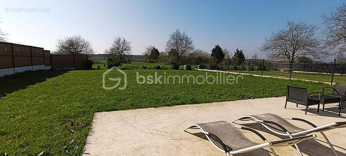 Maison à SEMBLANCAY