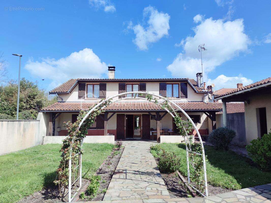 Maison à LE TEICH