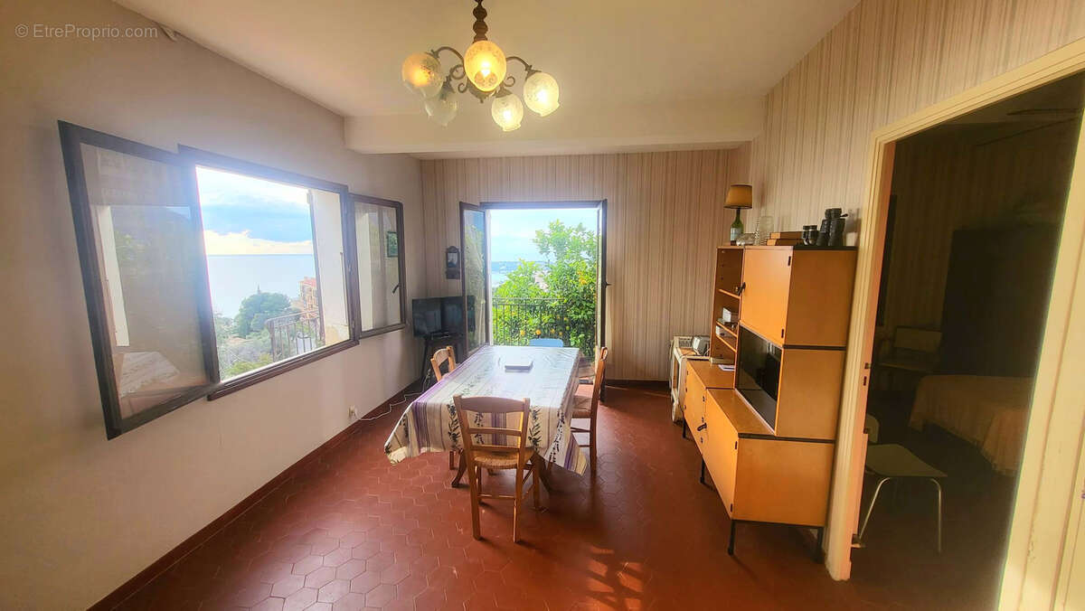 Appartement à MENTON