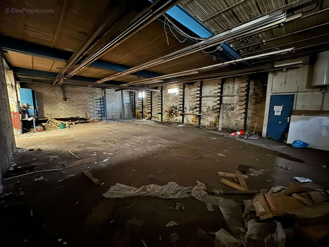 Commerce à ROMAINVILLE