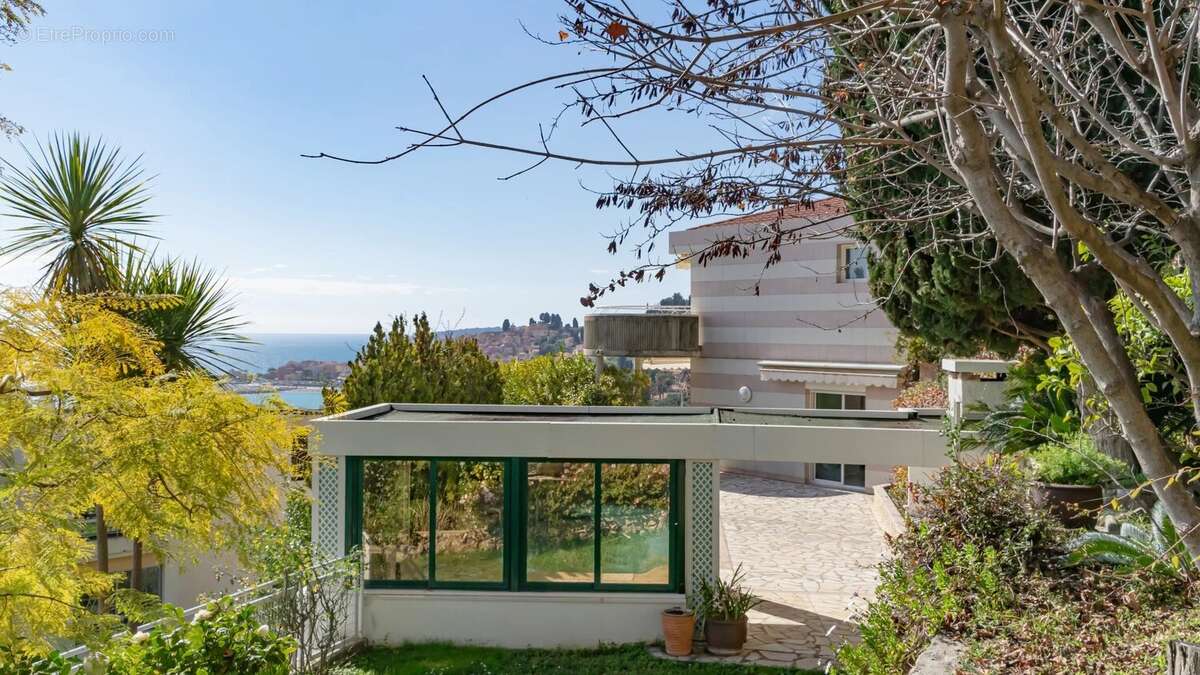 Appartement à MENTON