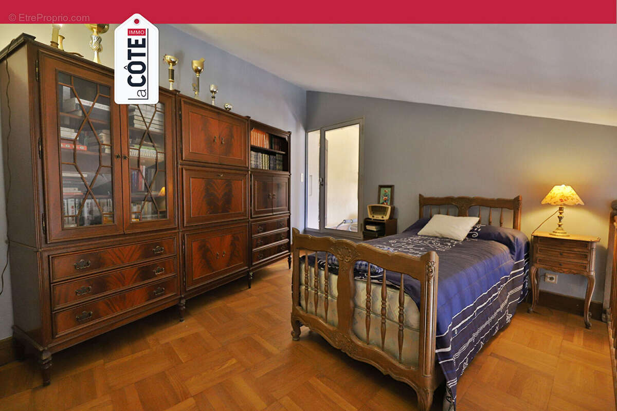 Maison à CHATEAUNEUF-LES-MARTIGUES