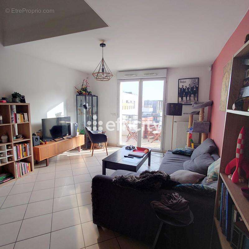 Appartement à LYON-7E