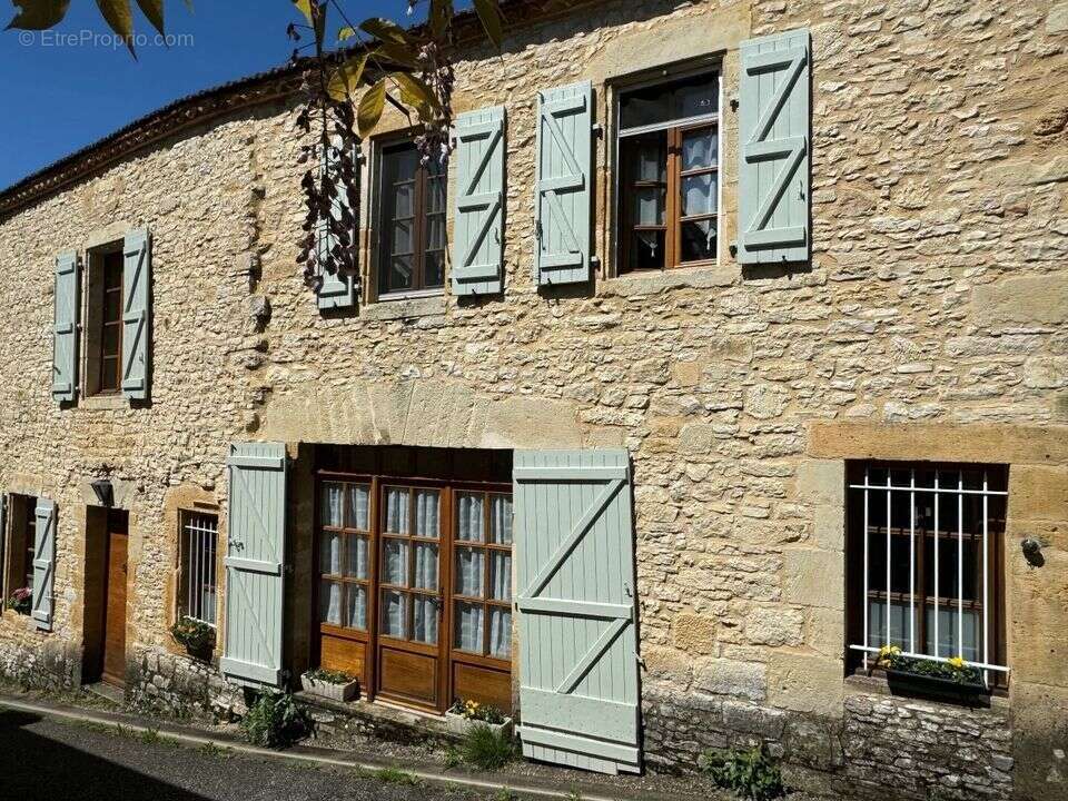 Maison à CAZALS