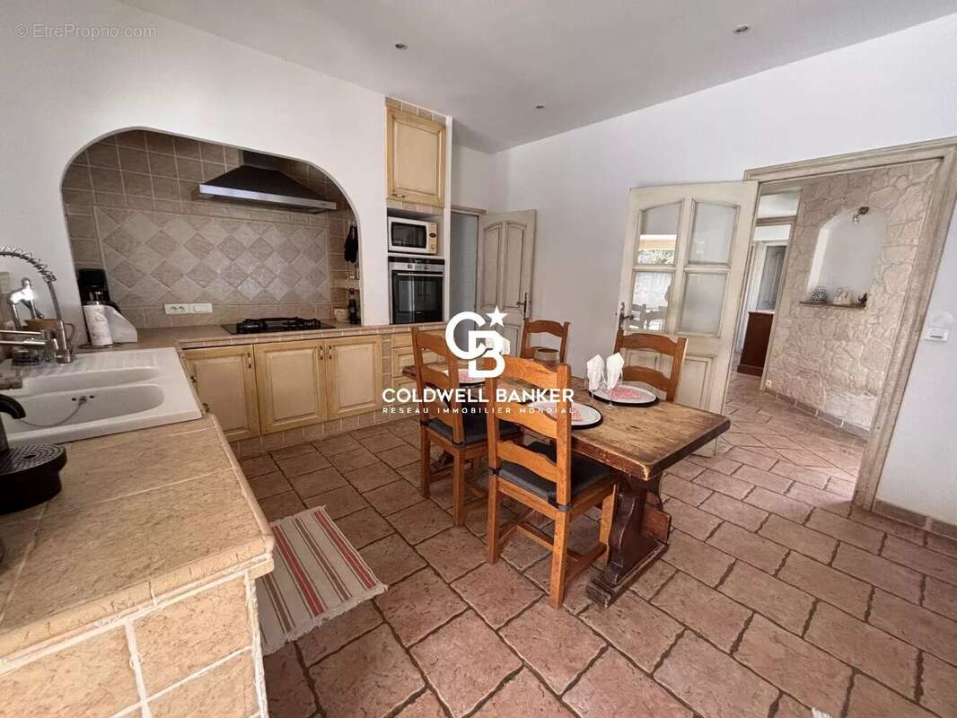 Maison à LES ADRETS-DE-L&#039;ESTEREL