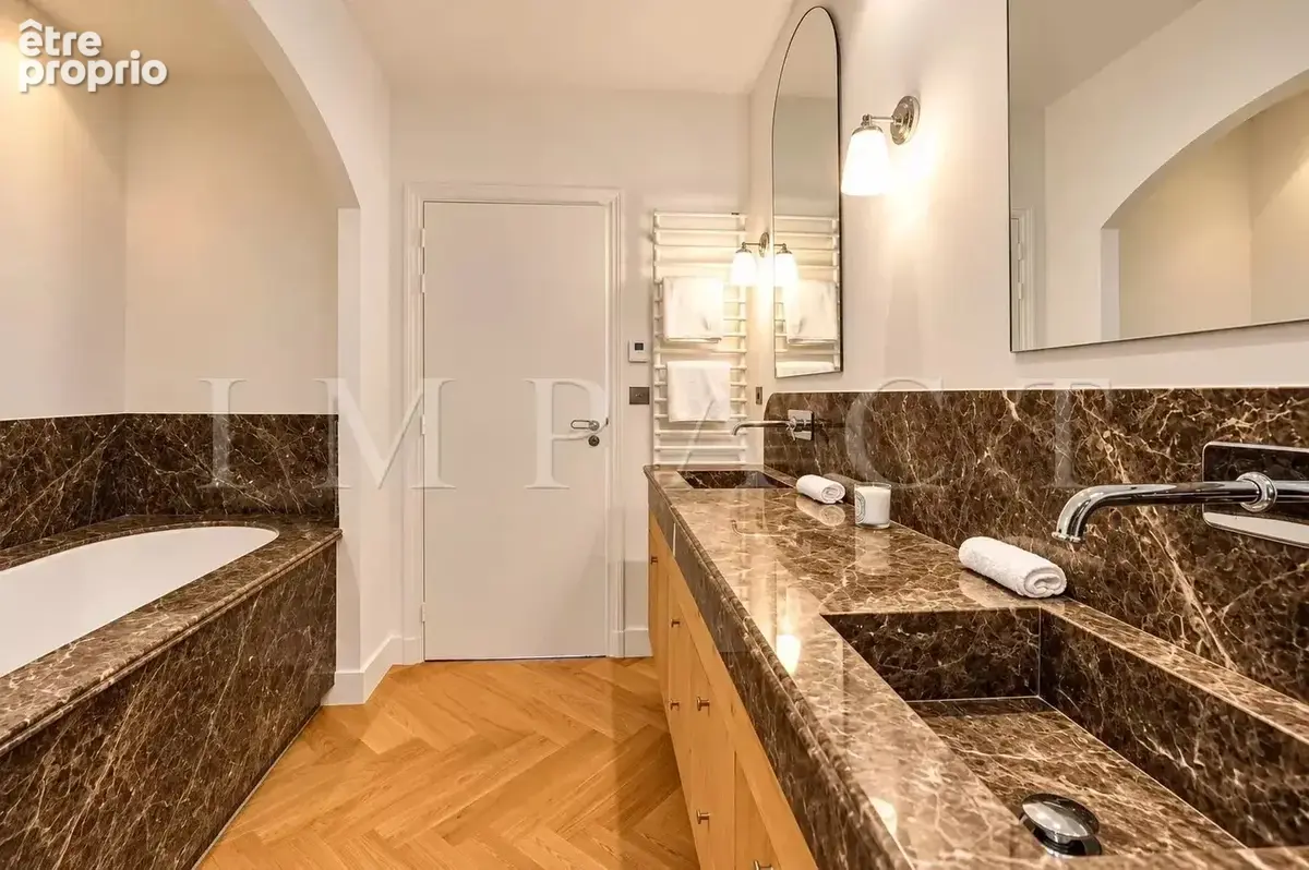Cannes Californie – Appartement 4 Pièces Belle Époque rénové avec vue mer à vendre - photo 13