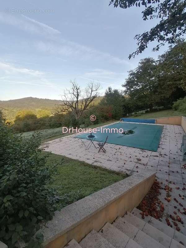 Maison à SAINT-CERE