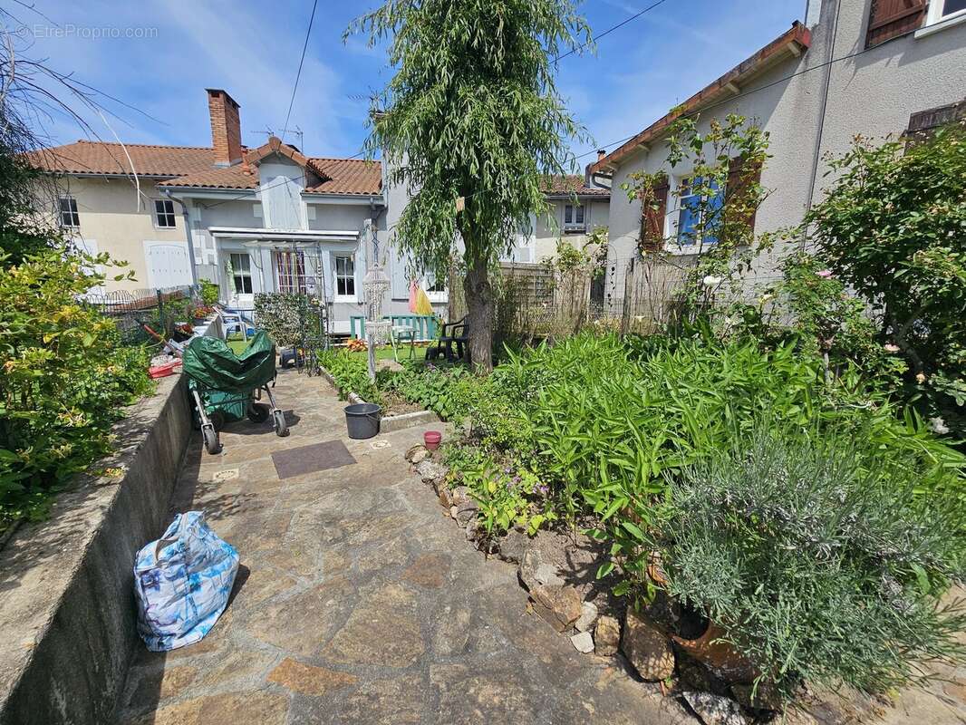 Charmante maison de ville avec jardin - photo 13