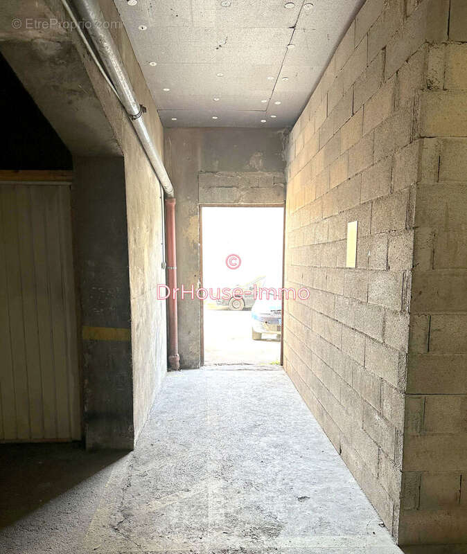 Parking à MARSEILLE-14E