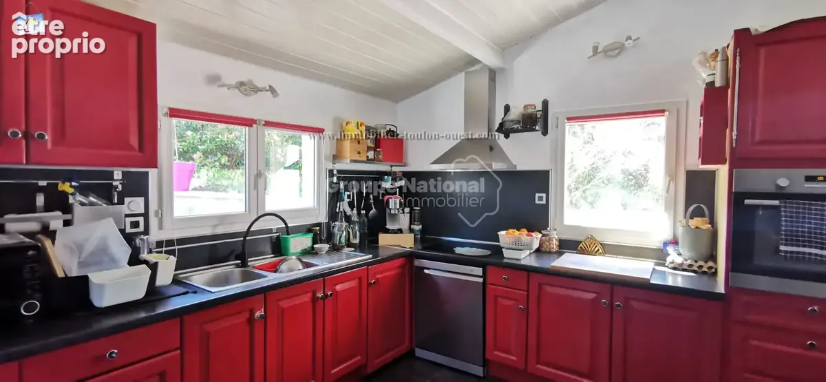 Toulon ouest - villa t5 - 2 logements - terrain de 900 m² - garage + parkings - photo 6