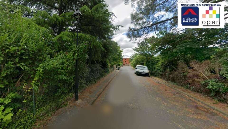 Terrain à BOUTIGNY-SUR-ESSONNE