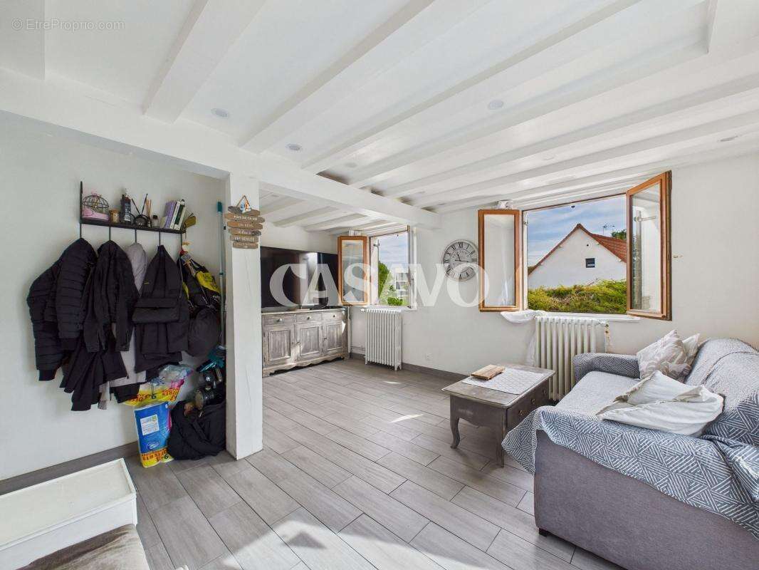 Appartement à SAINT-OUEN-L'AUMONE