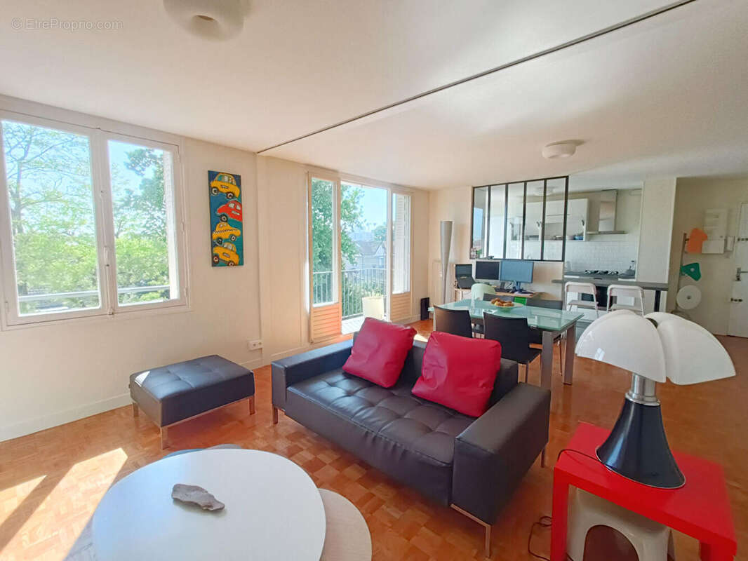 Appartement à VILLEMOMBLE