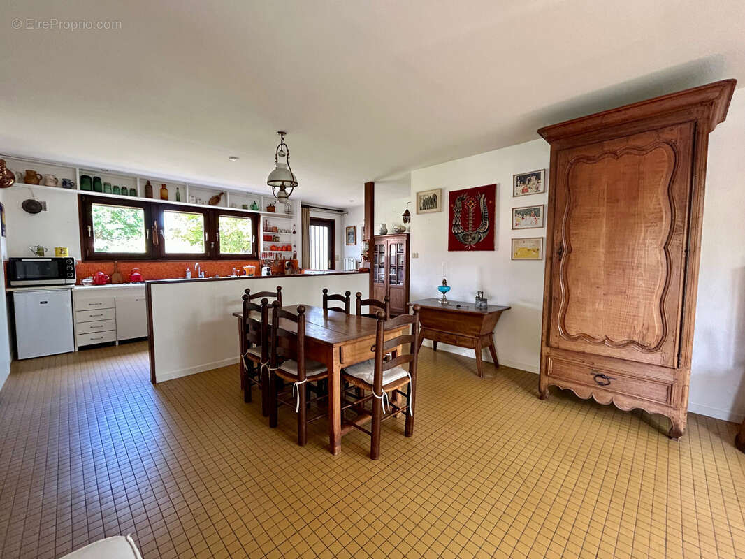 Maison à VAYRES