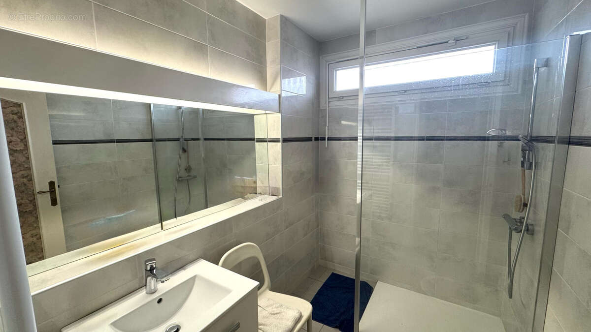 Maison à SAINT-CYPRIEN