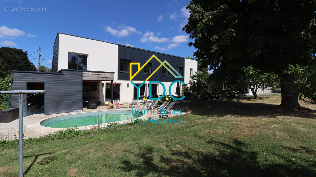 FACADE SUD OUEST - Maison à YVETOT