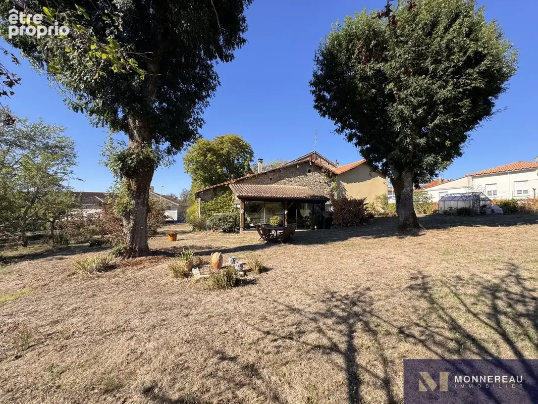 Maison de village avec grand terrain - photo 20