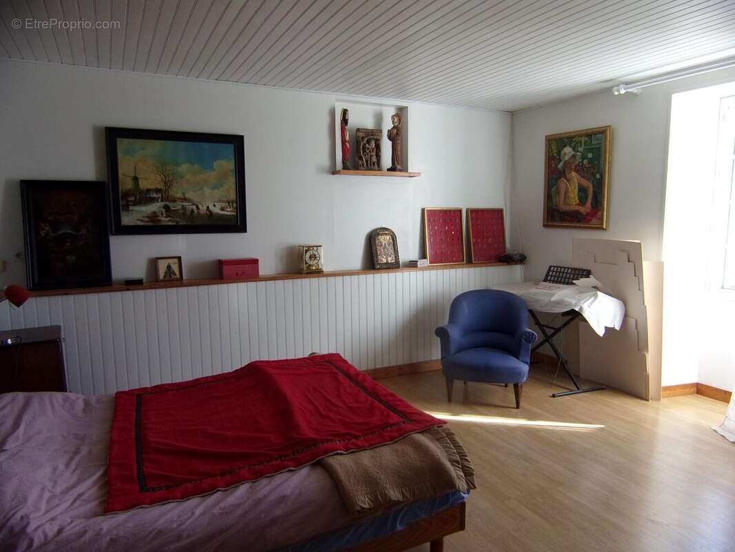 Maison à PAIZAY-LE-CHAPT