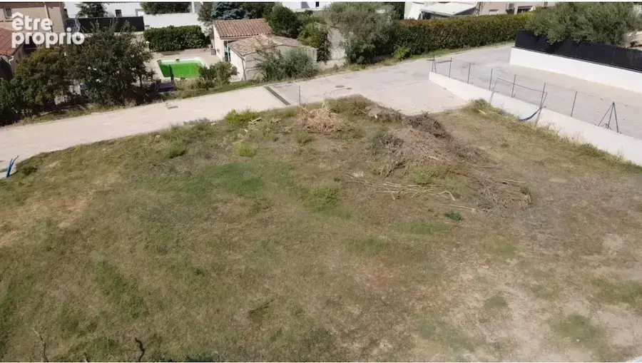 Photo Terrain à Aubagne au prix de 295 000€