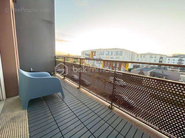 Appartement à MOISSY-CRAMAYEL