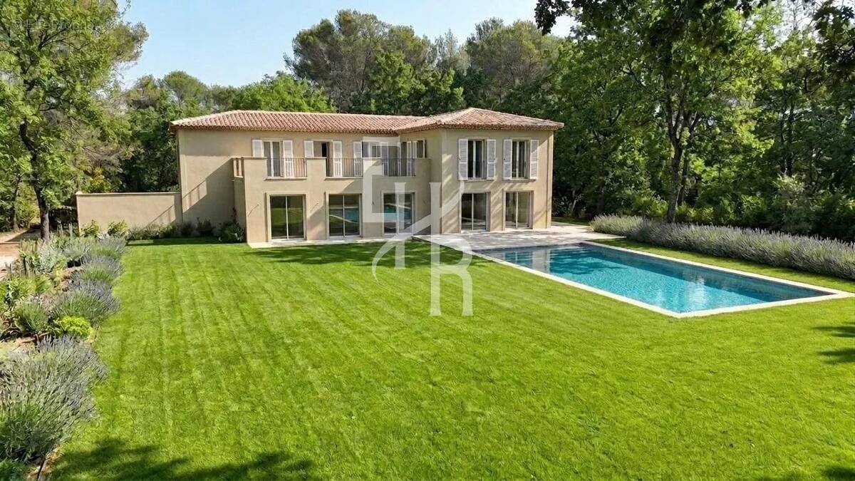 Maison à MOUGINS