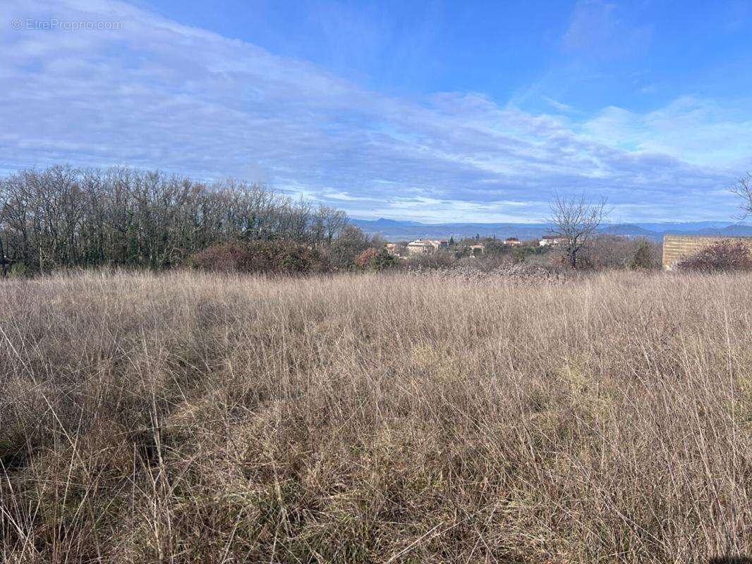 Maison de plain-pied avec piscine et terrain de plus d'1 hectare ,Secteur Barjac - photo 4