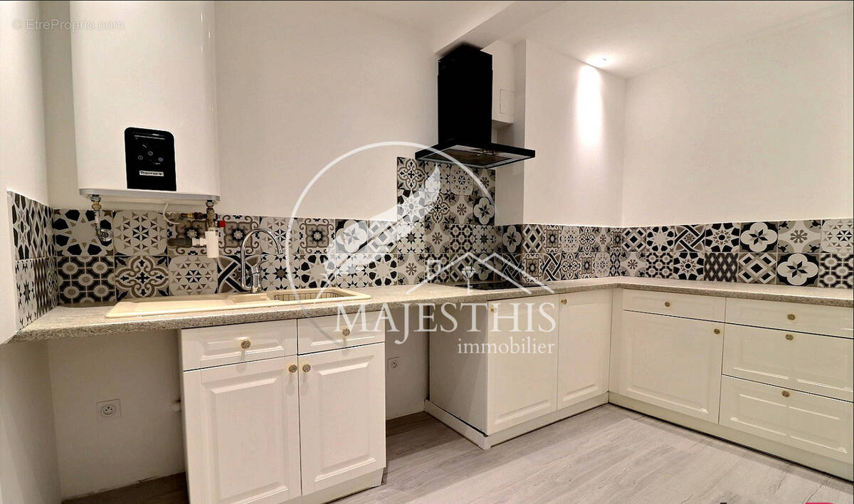 Appartement à HYERES