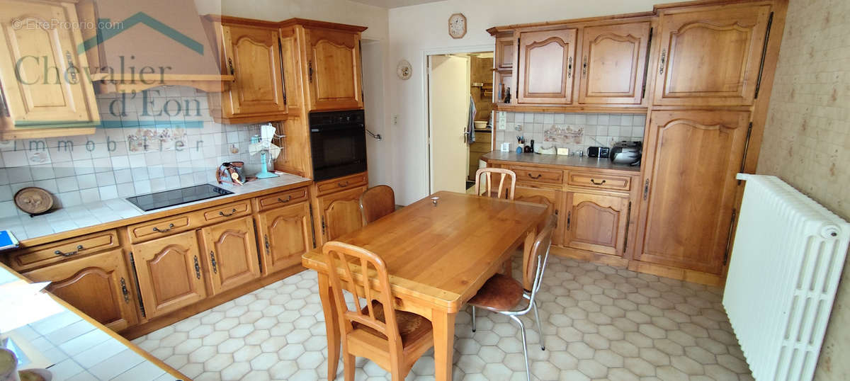 Maison à COUSSEGREY