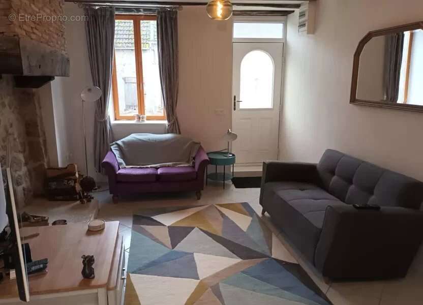Maison à SAINT-LEGER-MAGNAZEIX