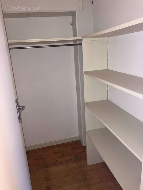 Appartement à BELLEVILLE