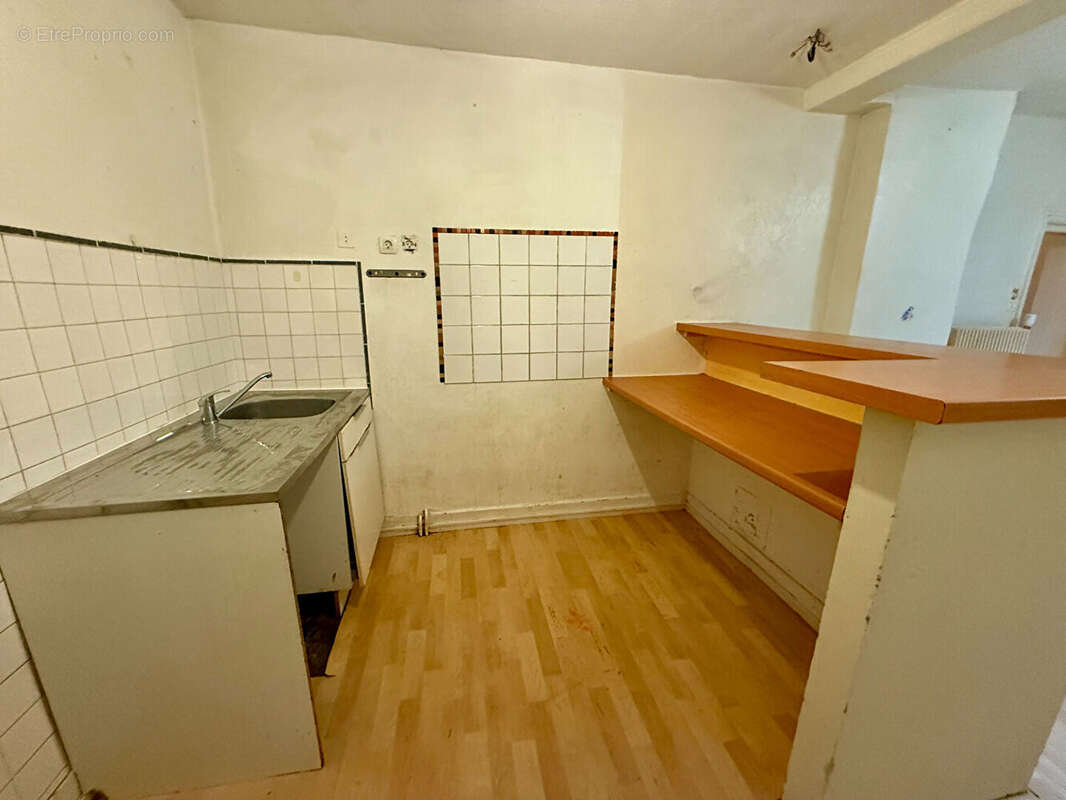Appartement à AMPLEPUIS