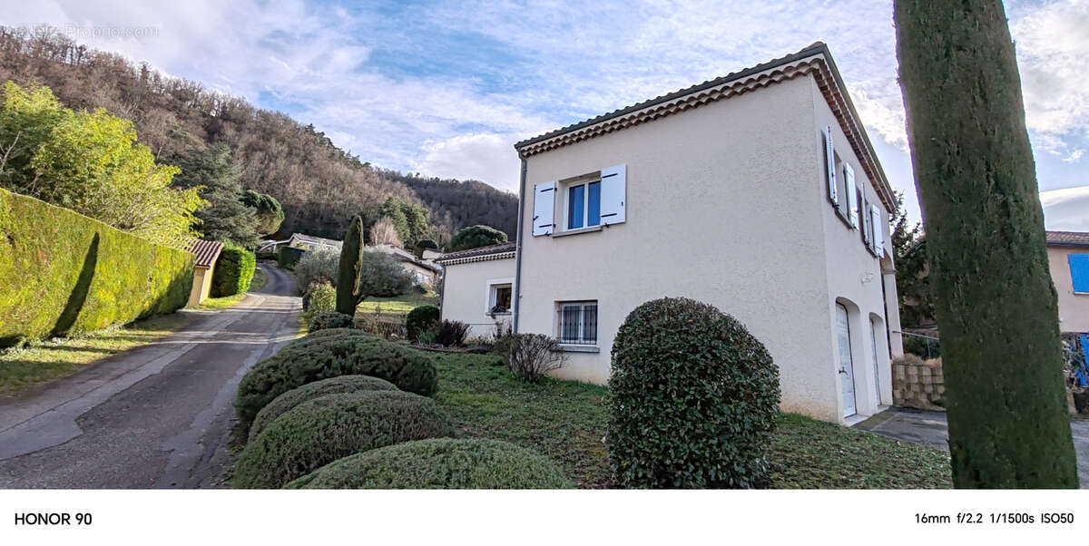 Maison à TOURNON-SUR-RHONE