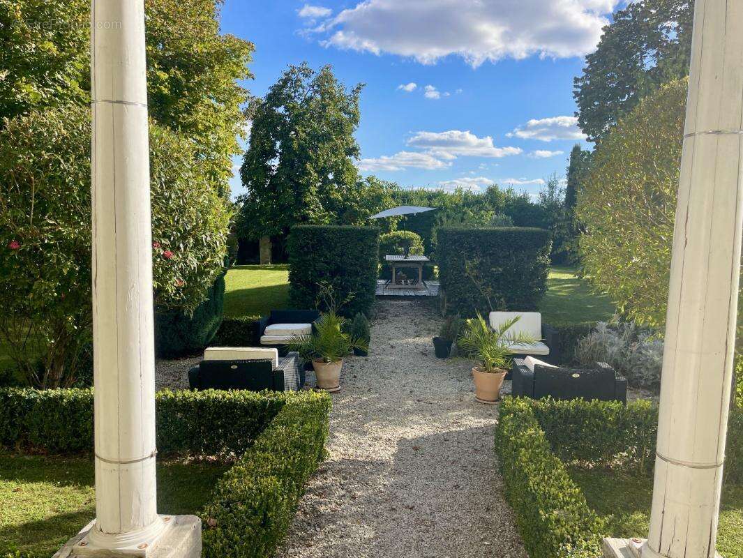 Maison à SAINT-DENIS-DU-PIN