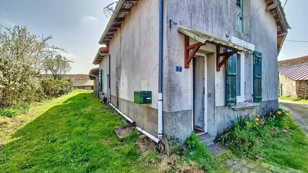 Appartement à BRIGUEUIL