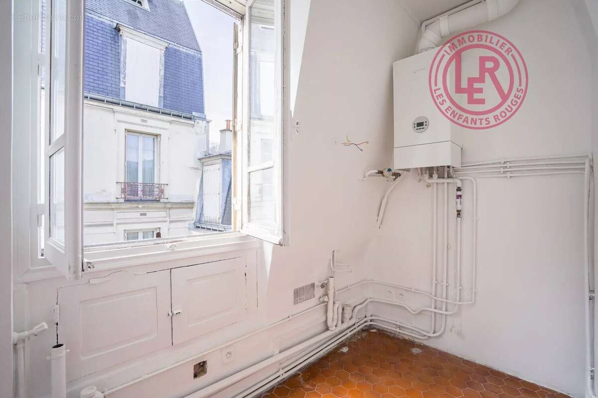 Paris 7ème - Ecole Militaire - Avenue de la Bourdonnais - Appartement de 2 chambres de 45,53m2 au dernier étage par ascenseur - photo 10