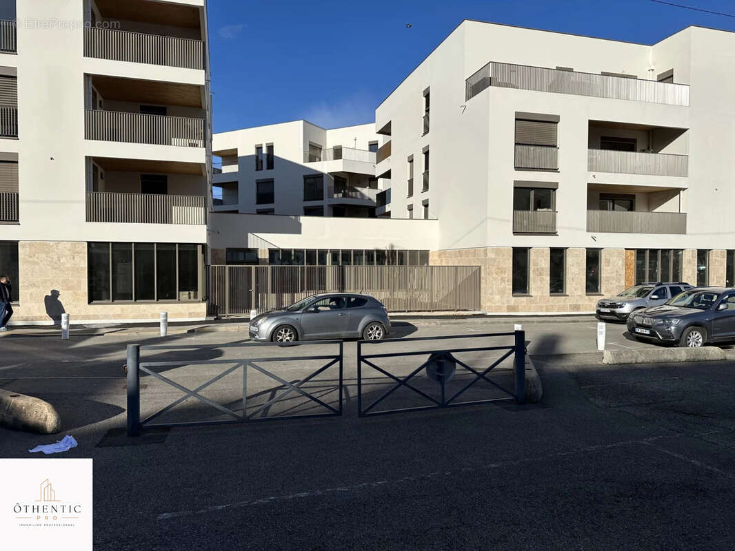 Commerce à BOURGOIN-JALLIEU