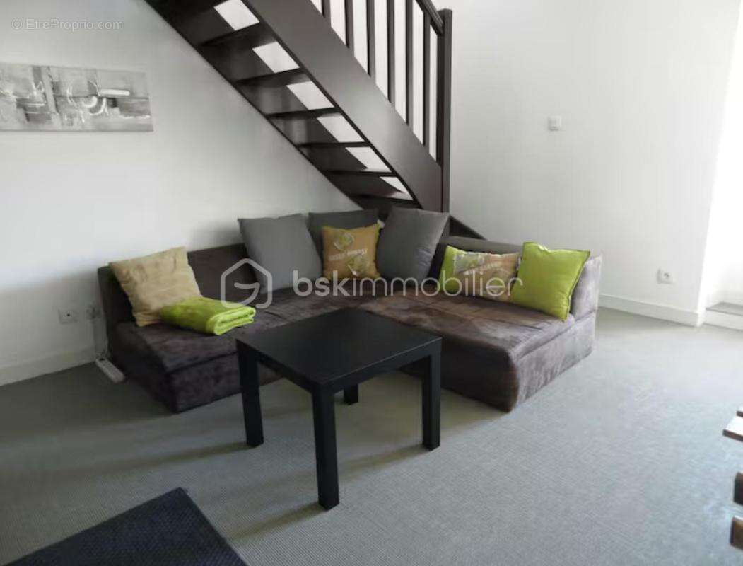 Appartement à MELESSE