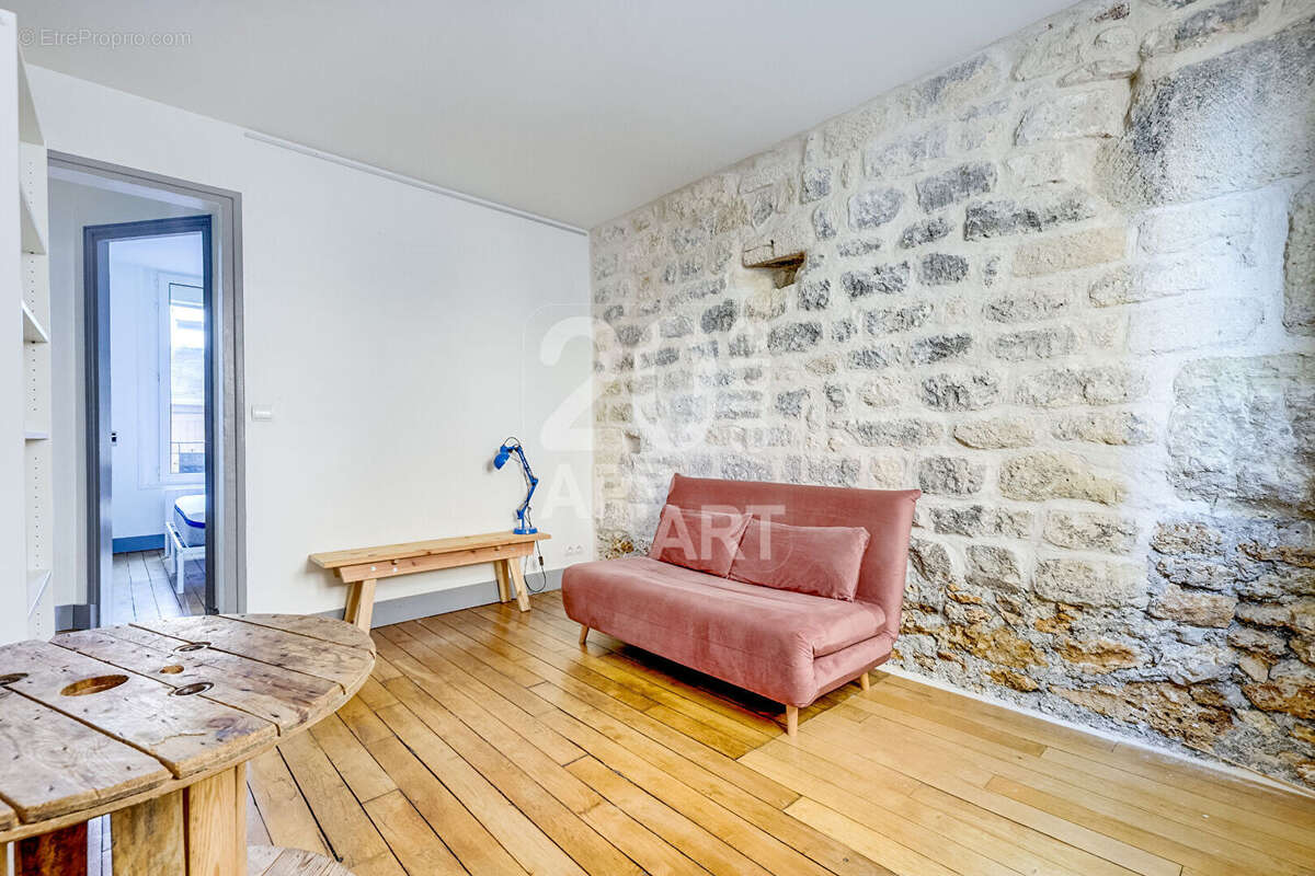 Appartement à PARIS-20E