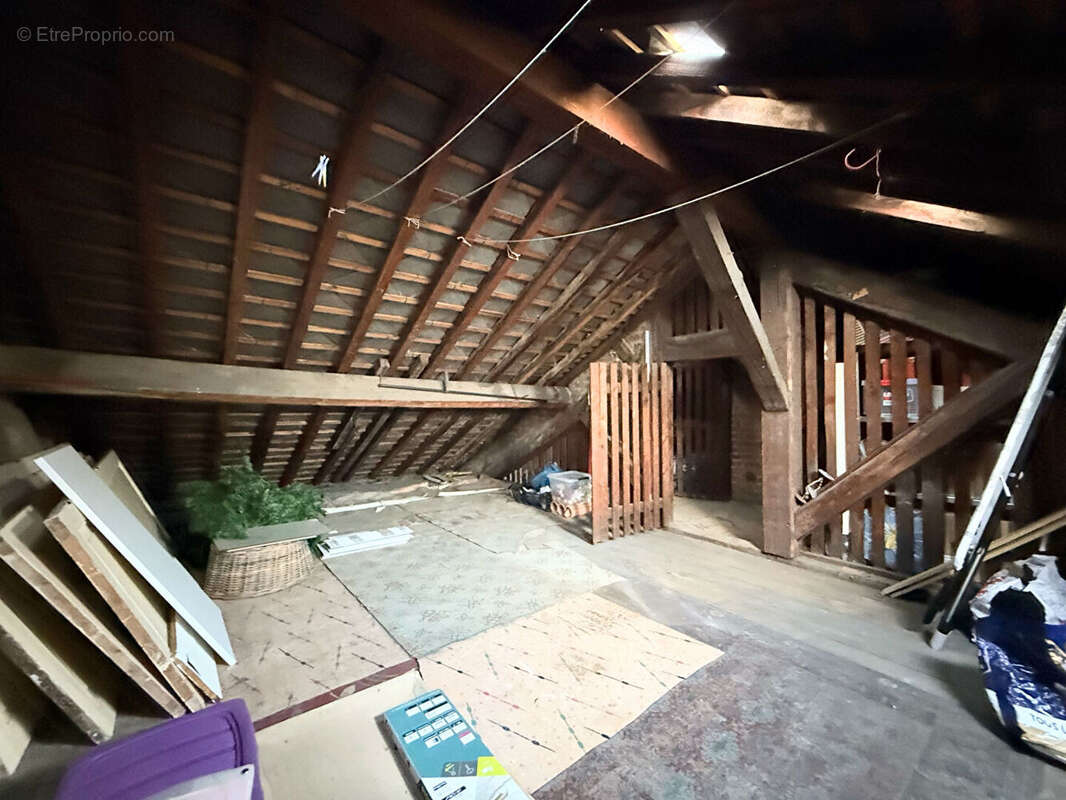 Appartement à CHARLEVILLE-MEZIERES