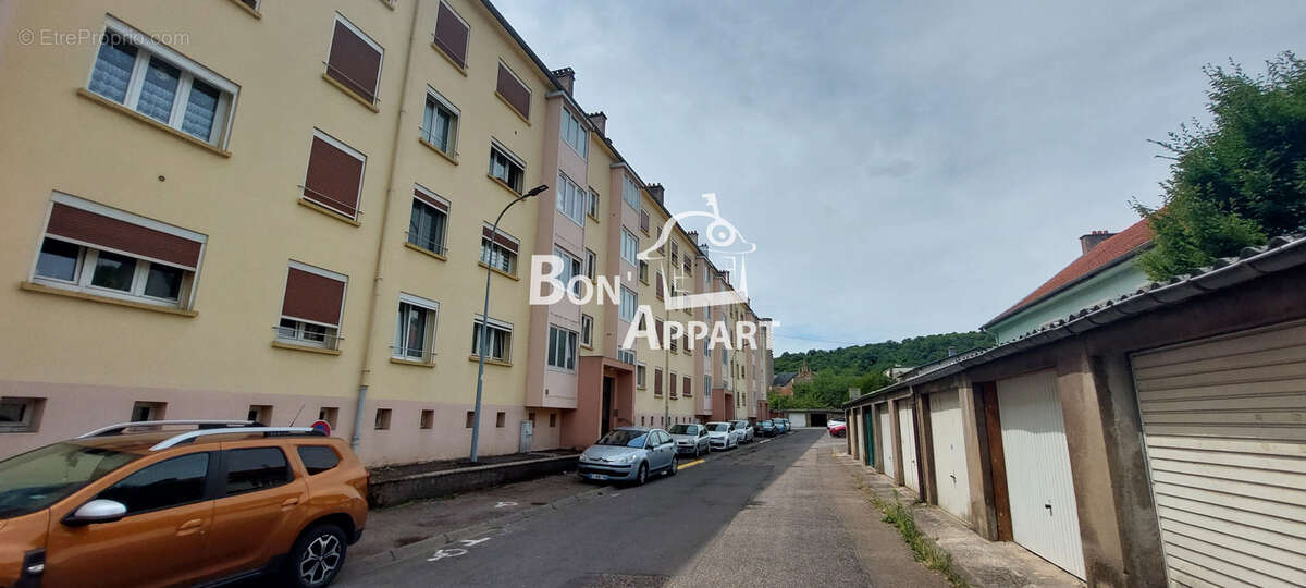 Appartement à JOEUF