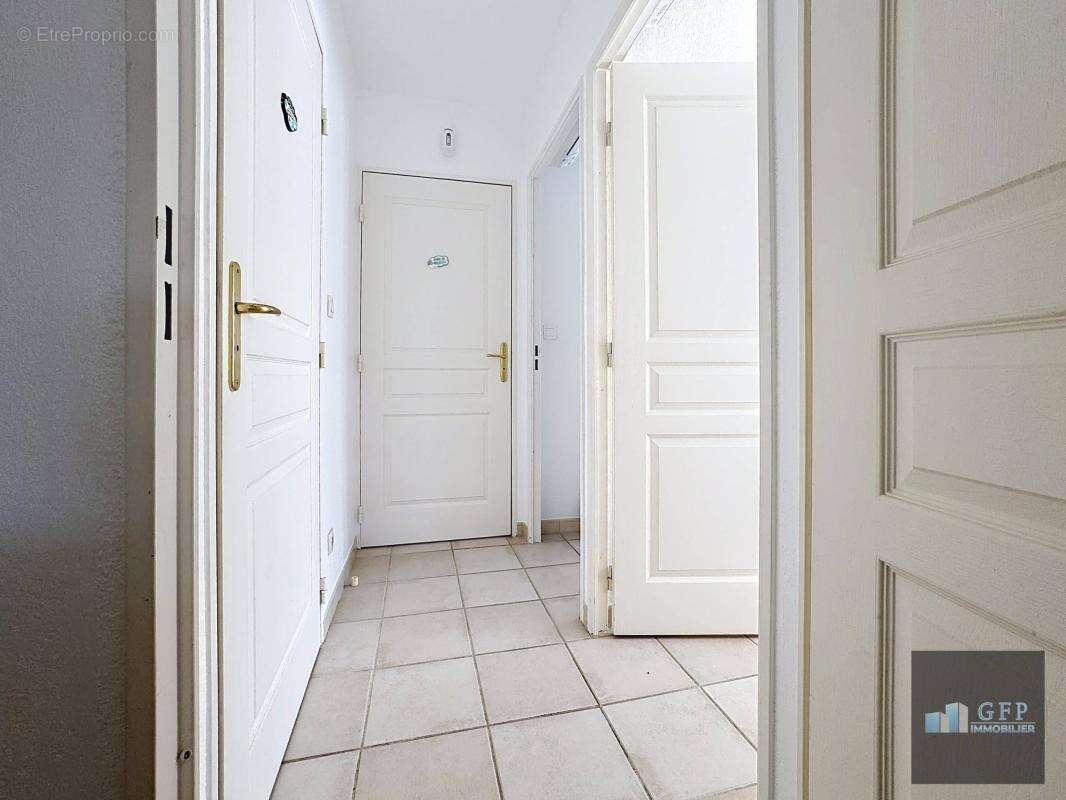 Appartement à LES ADRETS-DE-L'ESTEREL