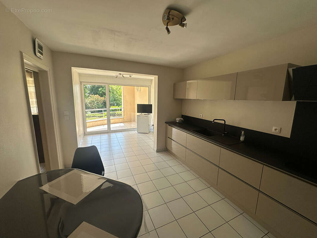 Appartement à COSNES-ET-ROMAIN
