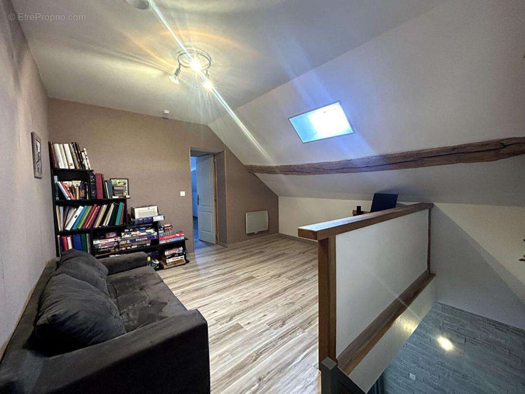 Maison à SAINT-SULPICE