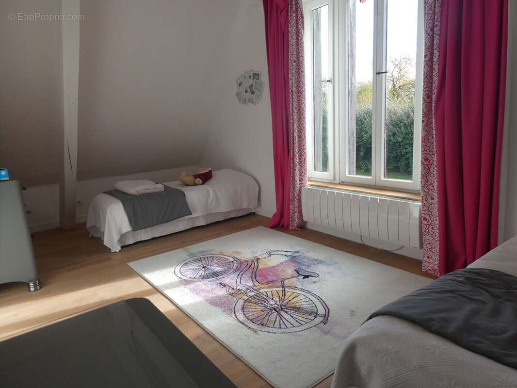 Maison à PONT-L&#039;EVEQUE