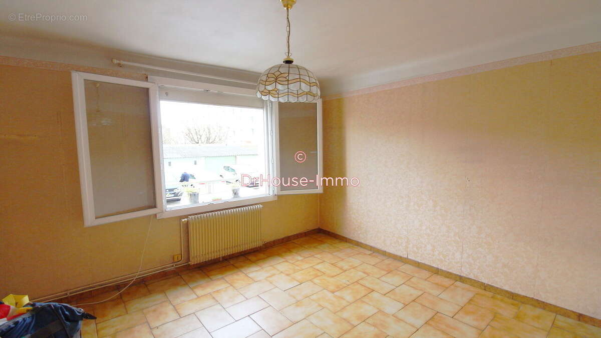 Appartement à MARSEILLE-9E