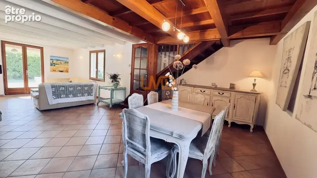 Villa de plain-pied au calme absolu avec piscine et double g - photo 6