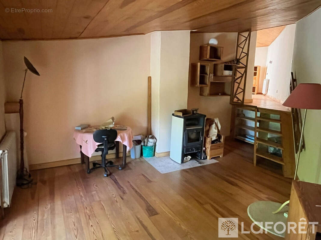 Maison à SAINT-CIRGUES