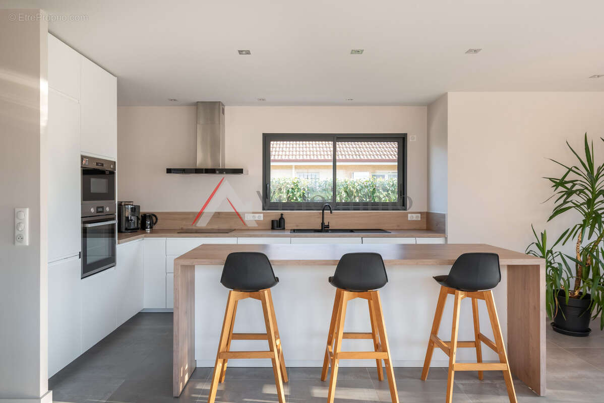 Maison à VARCES-ALLIERES-ET-RISSET