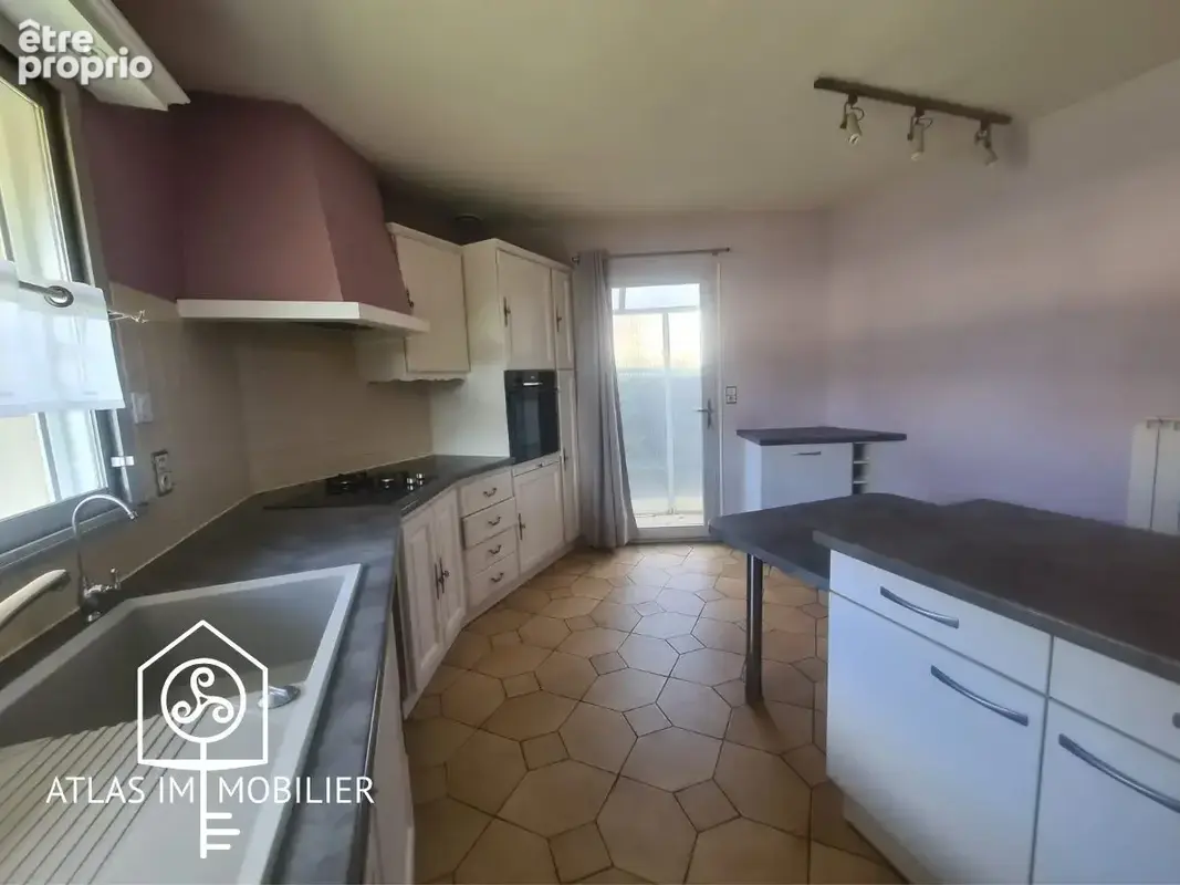 Maison 6 pièces 155 m² à vendre à Chartres-De-Bretagne (35131) - photo 4