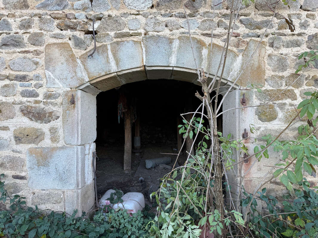 Maison à BUSSIERES